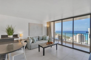 Standard Ocean View Condo - 36th Floor, Free parking & Wifi condo